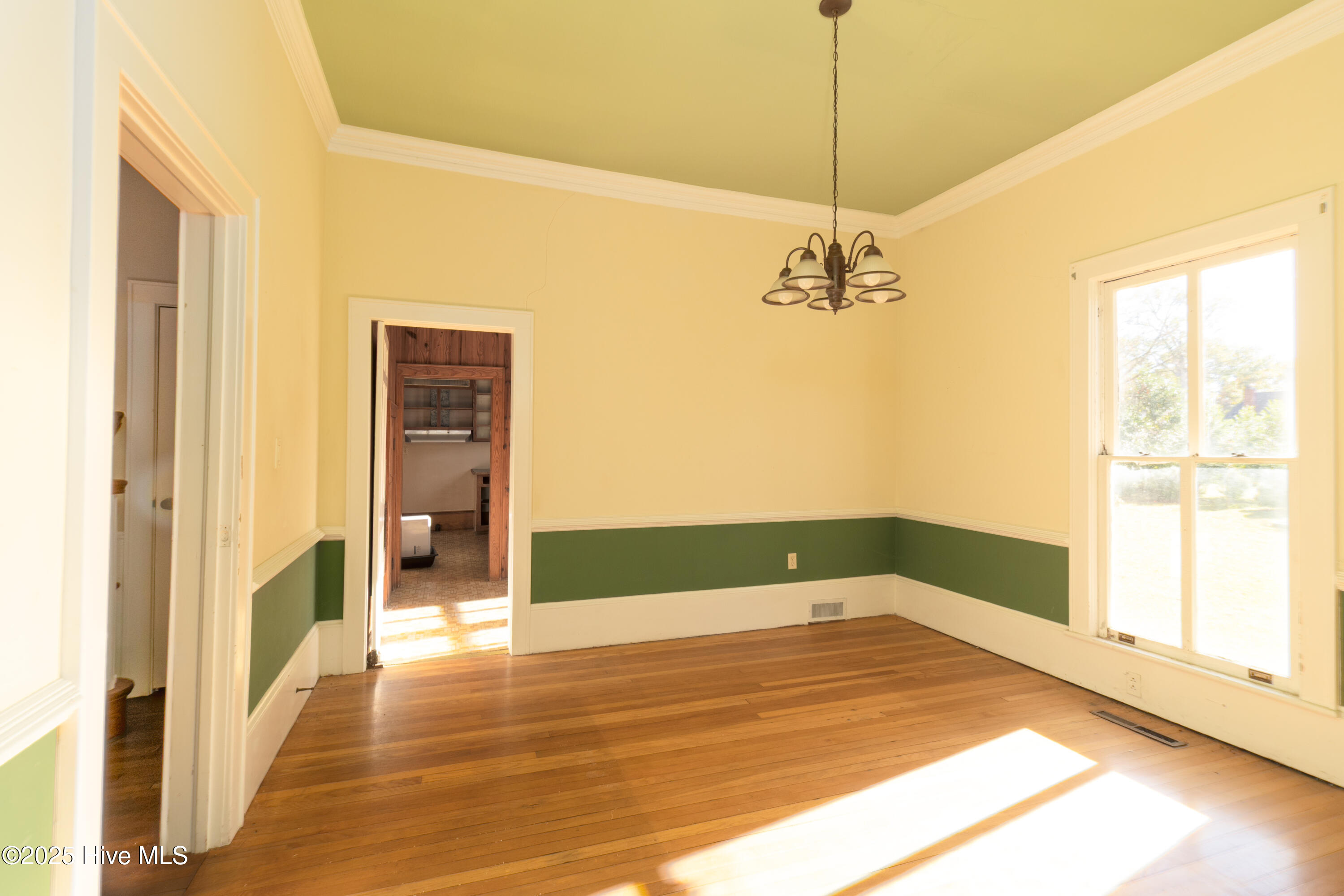 103 East Pitt Street Windsor, NC 27983 - Photo 8 of 33 Dining Rm