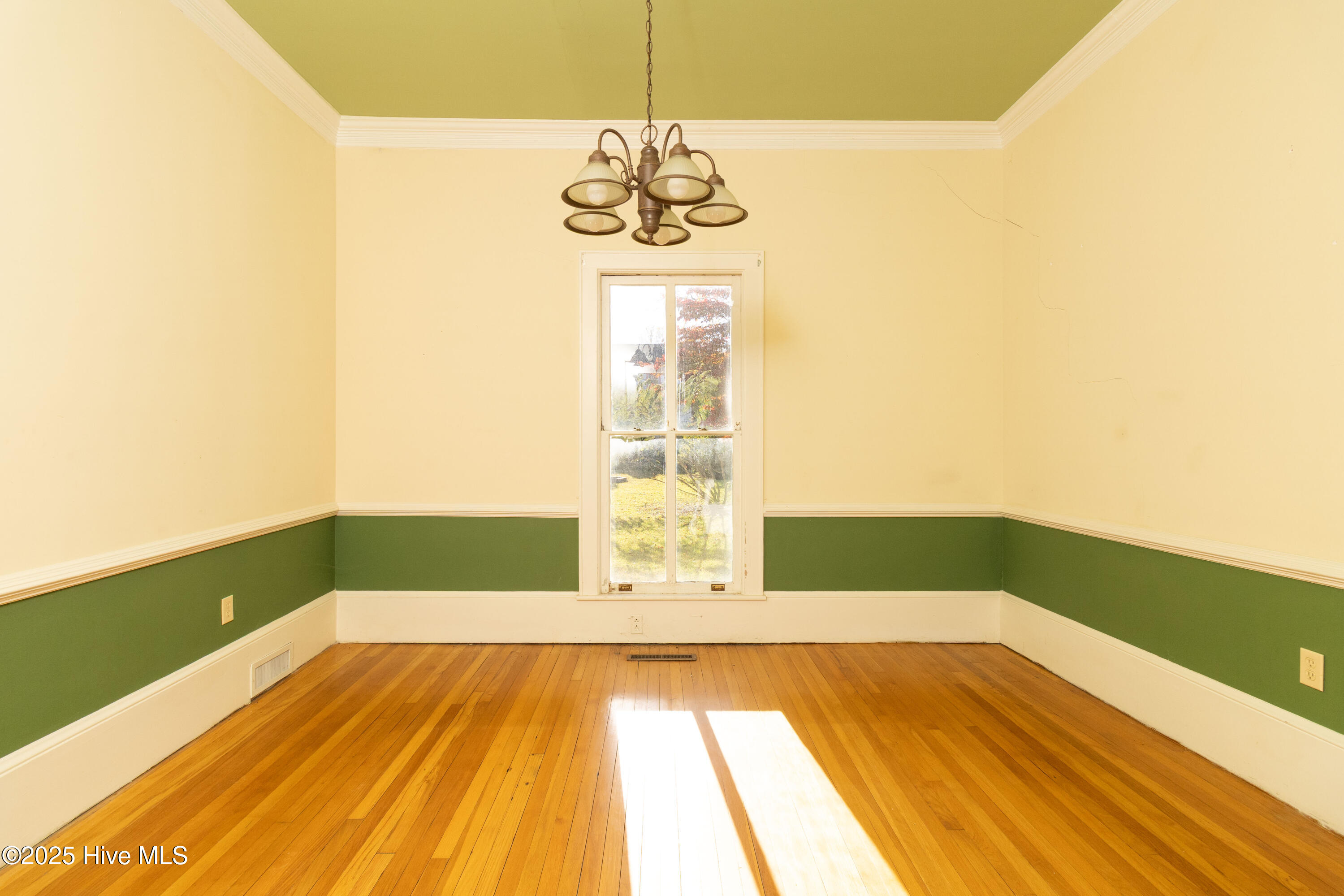 103 East Pitt Street Windsor, NC 27983 - Photo 10 of 33 Dining Rm