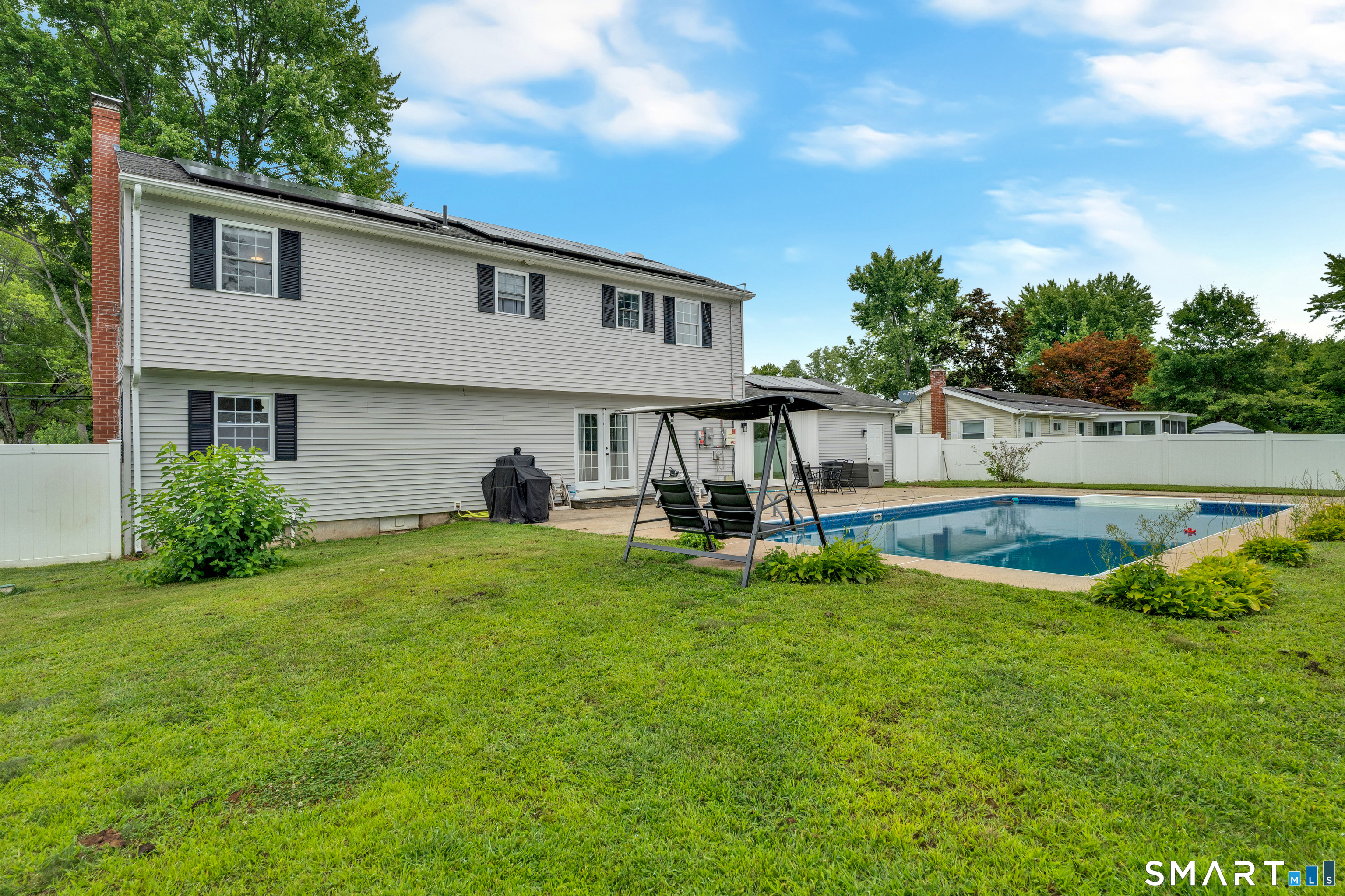 144 Green Manor Road Enfield, CT 06082 - Photo 7 of 39 Gallery Image 7