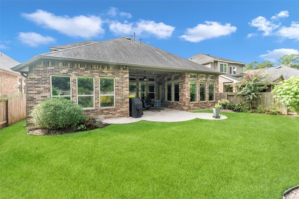 $539,900 | 1015 Ginger Glade Lane, Pinehurst, TX 77362