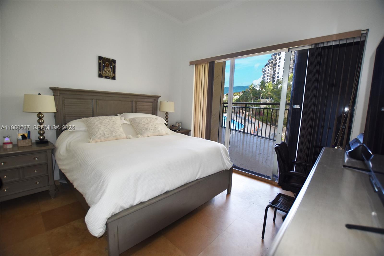 540 Brickell Key Drive, Unit 505 Miami, FL 33131 - Photo 13 of 40