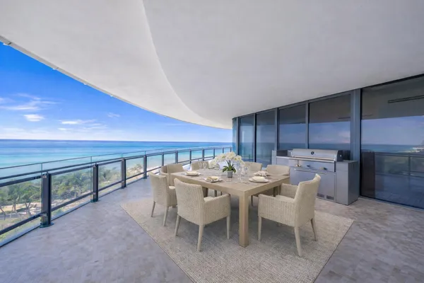 $8,600,000 | 8701 Collins Avenue, Unit 701, Miami Beach, FL 33154