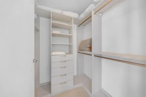 $8,600,000 | 8701 Collins Avenue, Unit 701, Miami Beach, FL 33141