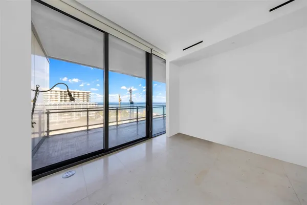 $8,600,000 | 8701 Collins Avenue, Unit 701, Miami Beach, FL 33141