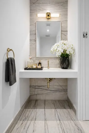 $8,600,000 | 8701 Collins Avenue, Unit 701, Miami Beach, FL 33154