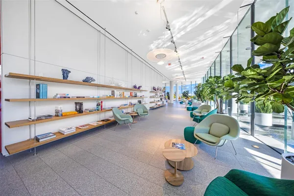 $8,600,000 | 8701 Collins Avenue, Unit 701, Miami Beach, FL 33141