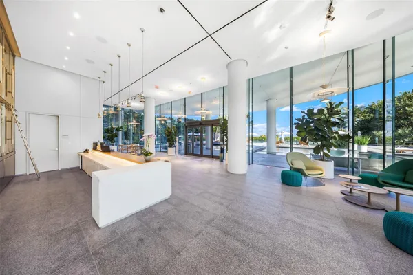 $8,600,000 | 8701 Collins Avenue, Unit 701, Miami Beach, FL 33141