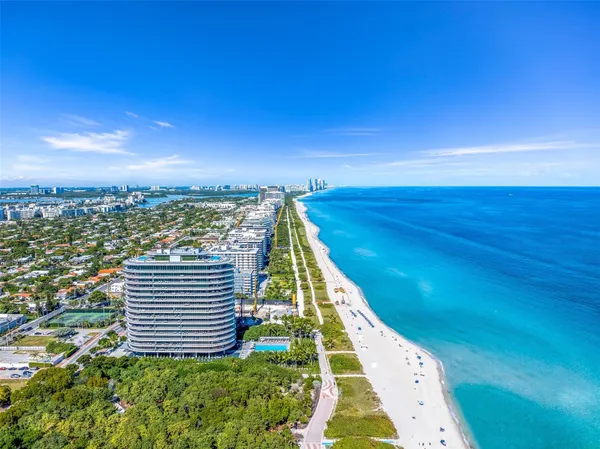 $8,600,000 | 8701 Collins Avenue, Unit 701, Miami Beach, FL 33141
