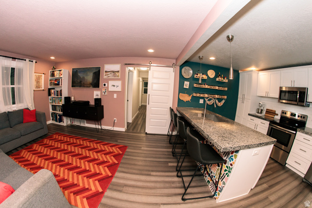 573 16th Street Ogden, UT 84404 - Photo 4 of 60