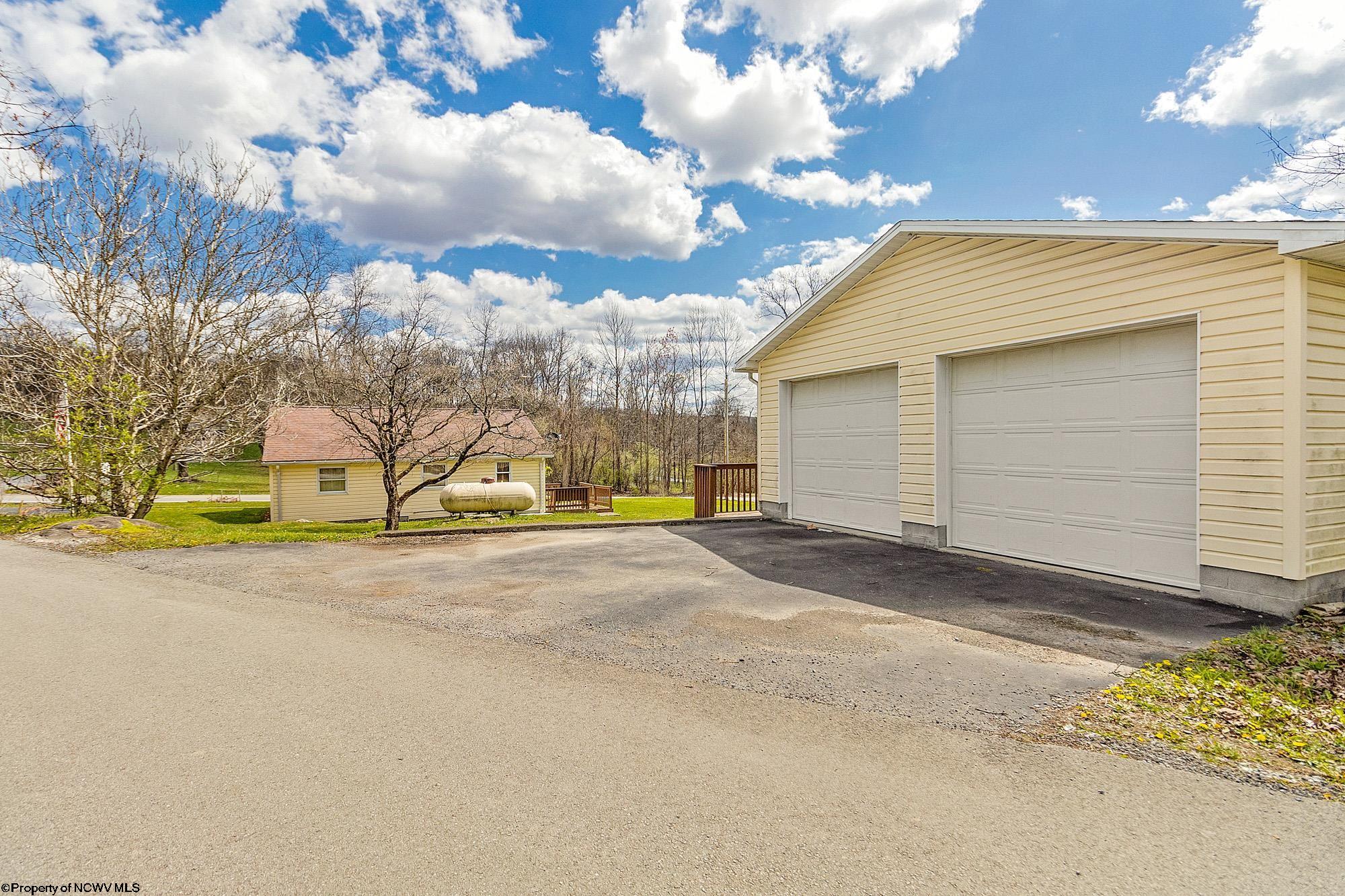 1461 Goshen Road Morgantown, WV 26508 - Photo 8 of 33 Gallery Image 8