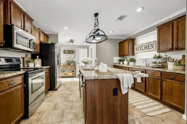 $215,000 | 3536 Topsy Road, Lake Charles, LA 70611