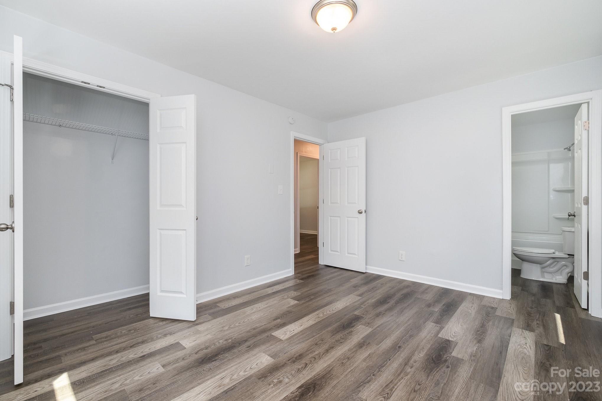 6364 Monteith Drive Charlotte, NC 28213 - Photo 22 of 35 a view of livingroom with hardwood floor and a sink