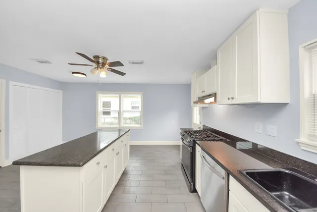 $1,795 | 6214 Diamond Court, Texas City, TX 77591