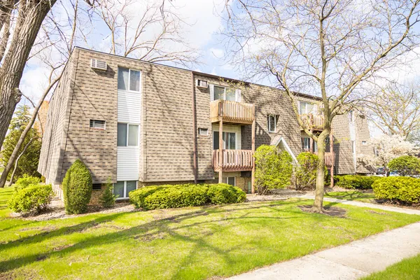 $1,400 | 218 Madison Street, Unit 3D, Joliet, IL 60435
