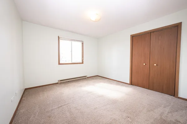 $1,400 | 218 Madison Street, Unit 3D, Joliet, IL 60435