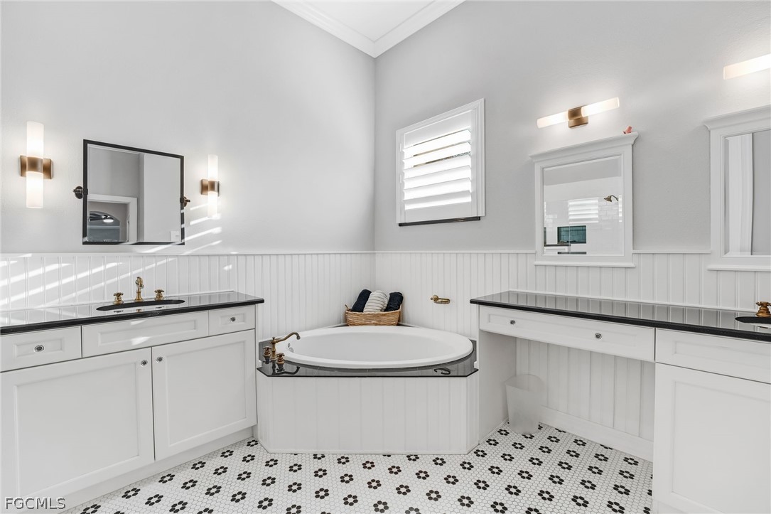2999 Willow Ridge Court Fort Myers, FL 33905 - Photo 21 of 50 a bathroom with a sink toilet and mirror