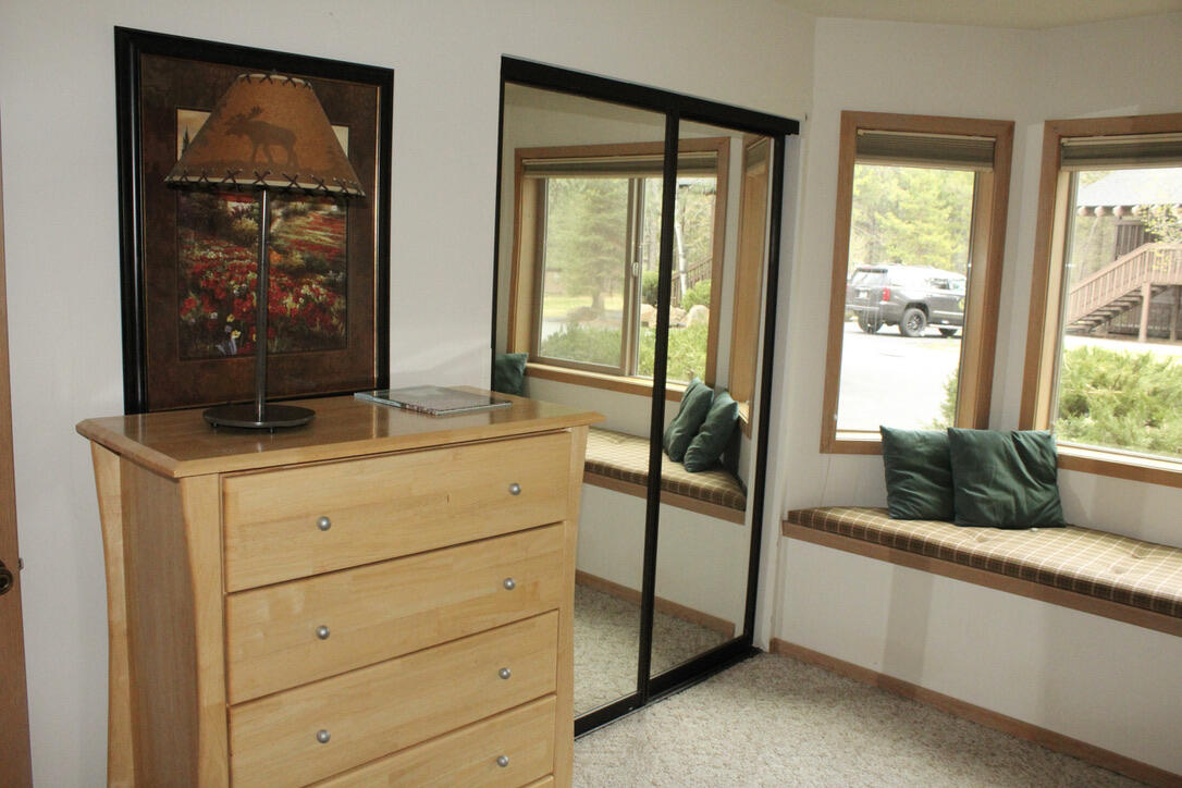 57377-29b2 Beaver Ridge Loop Sunriver, OR 97707 - Photo 12 of 23 12-Gbed-R29