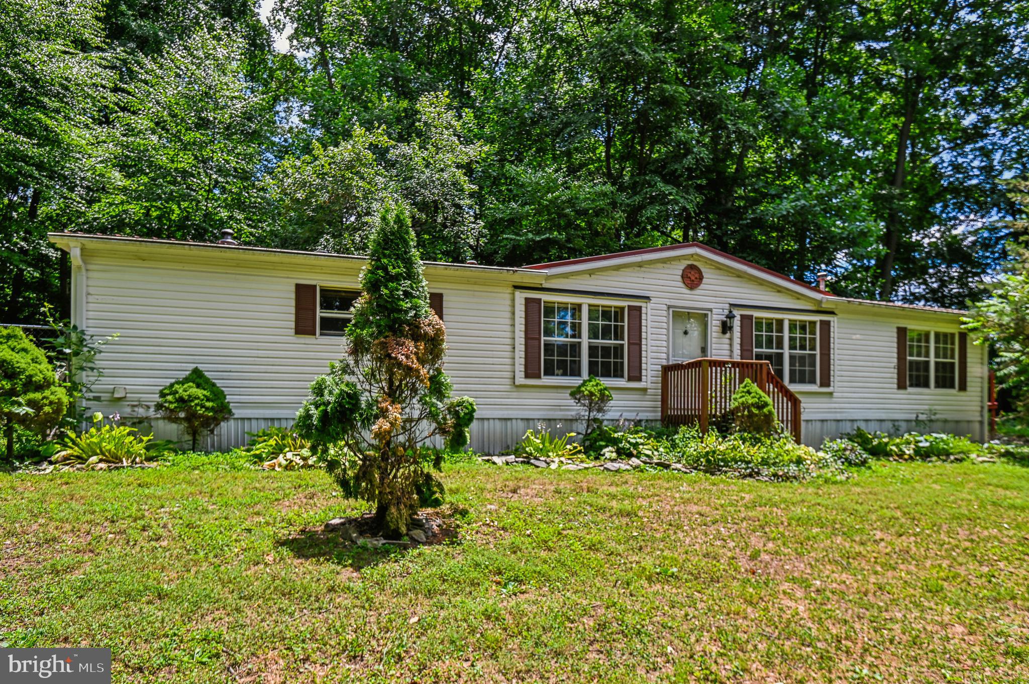 Over 1600 Sq/Ft !