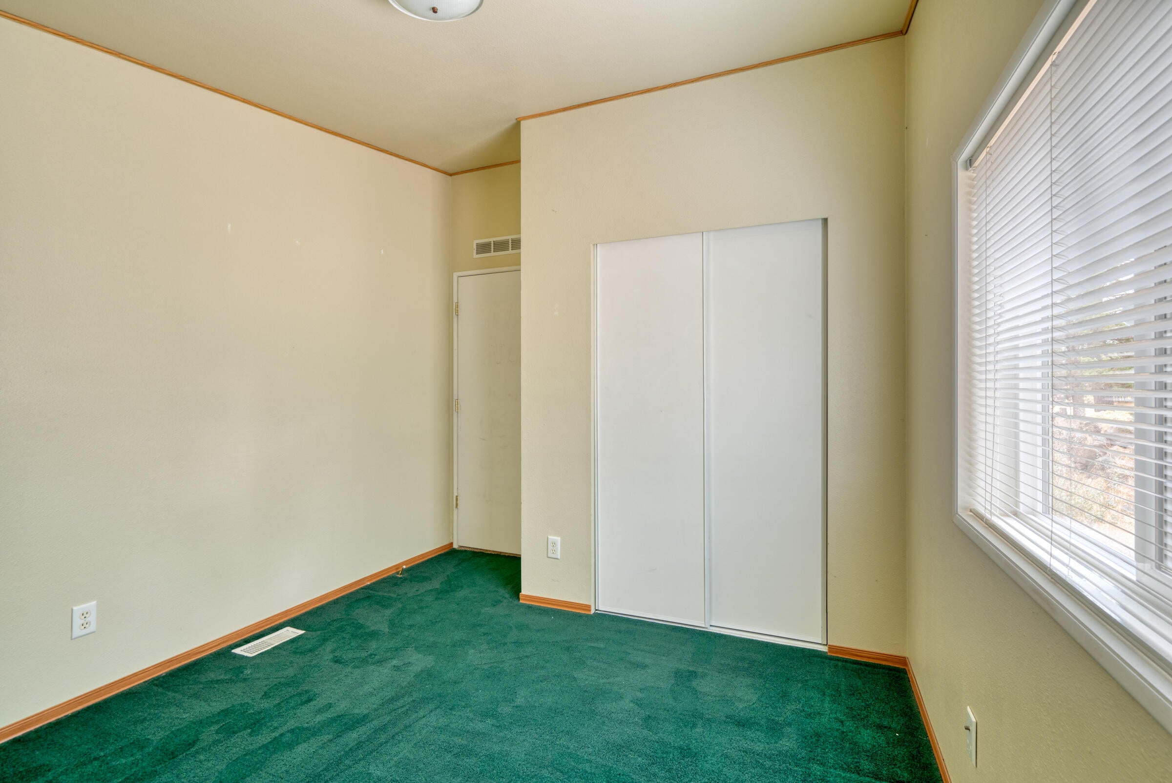 60906 Ridge Drive Bend, OR 97702 - Photo 35 of 53 110_60906 Ridge Dr_Pro Property Photos_B