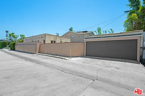 $1,650,000 | 637 North Detroit Street, Los Angeles, CA 90036