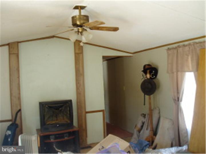 882 Old Forge Road Oxford, PA 19363 - Photo 8 of 13 Gallery Image 8