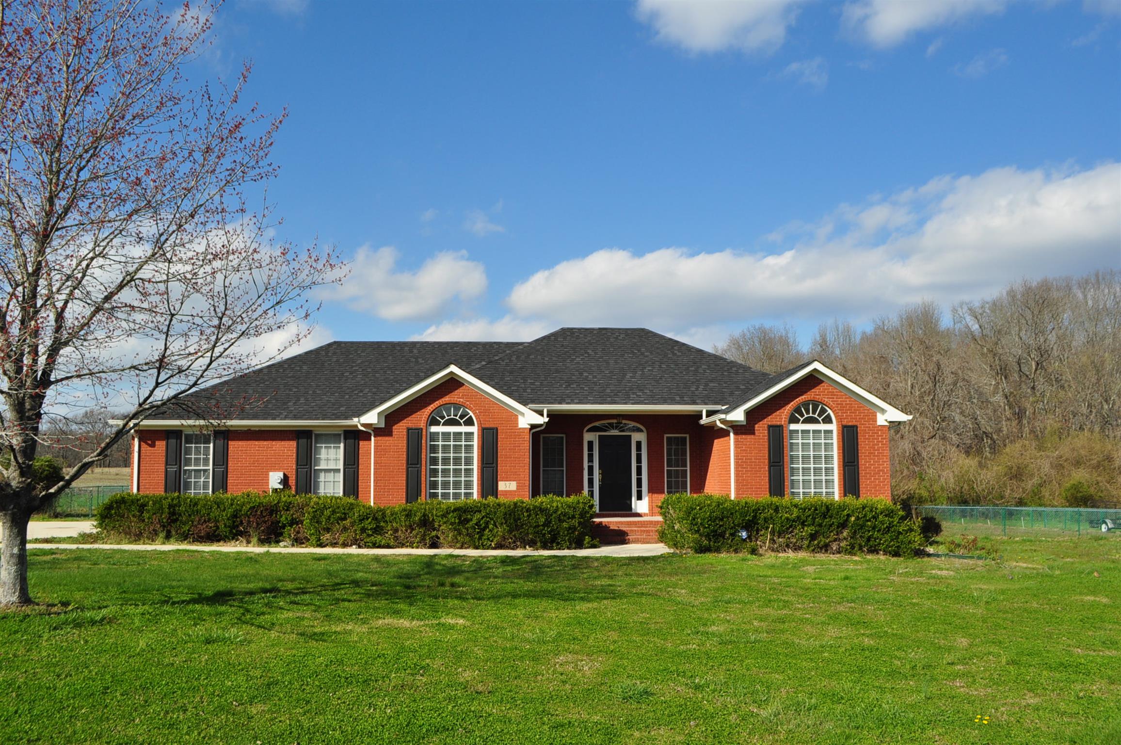 37 Lacy Road Fayetteville, TN 37334 - Photo 1 of 30 Gallery Image 1