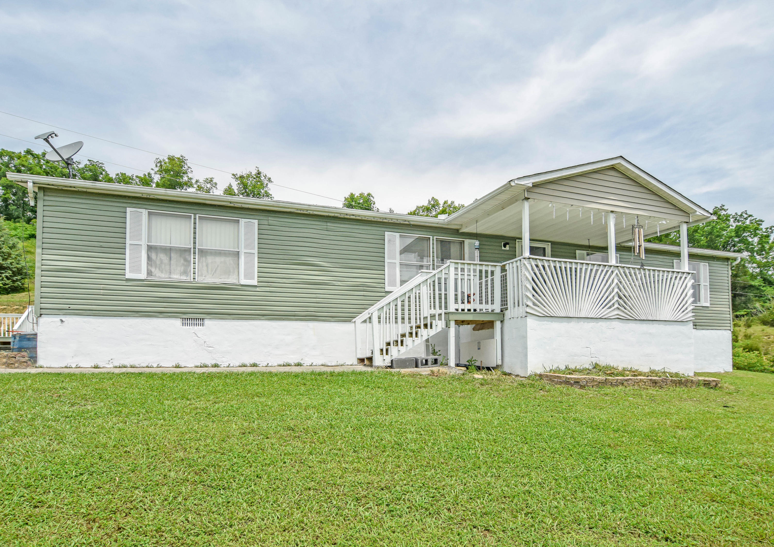 1086 Powder Springs Road Sevierville, TN 37876 - Photo 1 of 25 FrontView