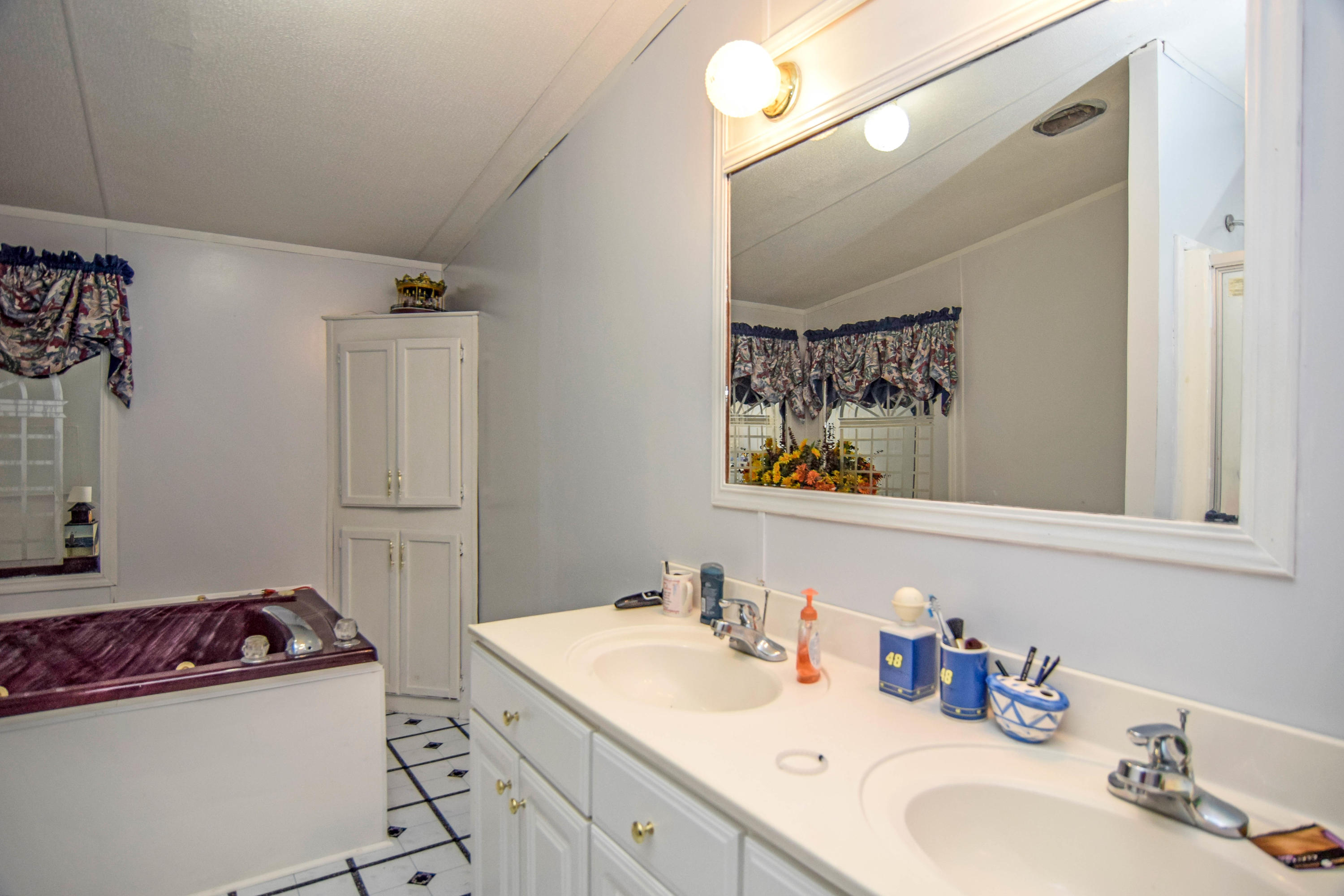1086 Powder Springs Road Sevierville, TN 37876 - Photo 13 of 25 MasterBTH