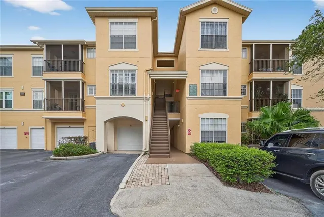 $238,500 | 5125 Palm Springs Boulevard, Unit 3104, Tampa, FL 33647