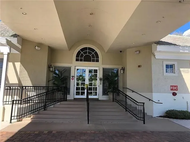 $238,500 | 5125 Palm Springs Boulevard, Unit 3104, Tampa, FL 33647