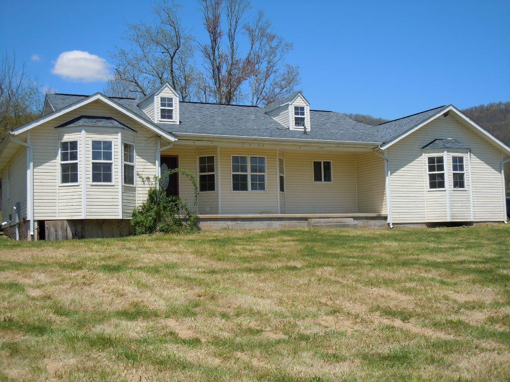 369 Gum Cove Road Buckeye, WV 24924 - Photo 19 of 20 Gallery Image 19