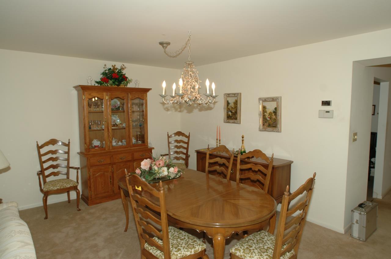 405 A Spring Street Bethlehem, PA 18018 - Photo 3 of 7 Dining Room
