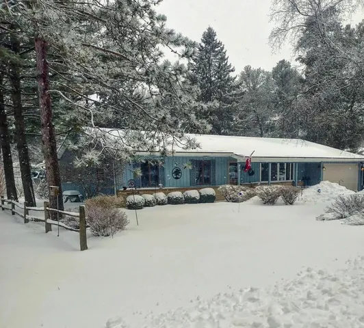 $349,900 | 5010 South 8th Street, Wilson, WI 53081