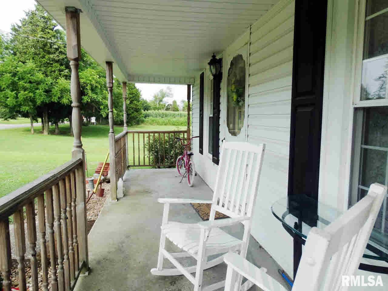 23927 Galatia Post Road Carrier Mills, IL 62917 - Photo 4 of 36