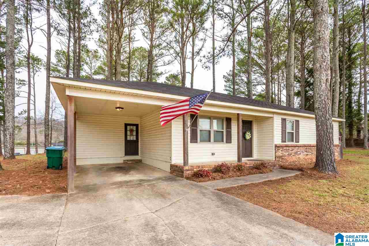 205 20th Street Northeast Oneonta, AL 35121 - Photo 4 of 36