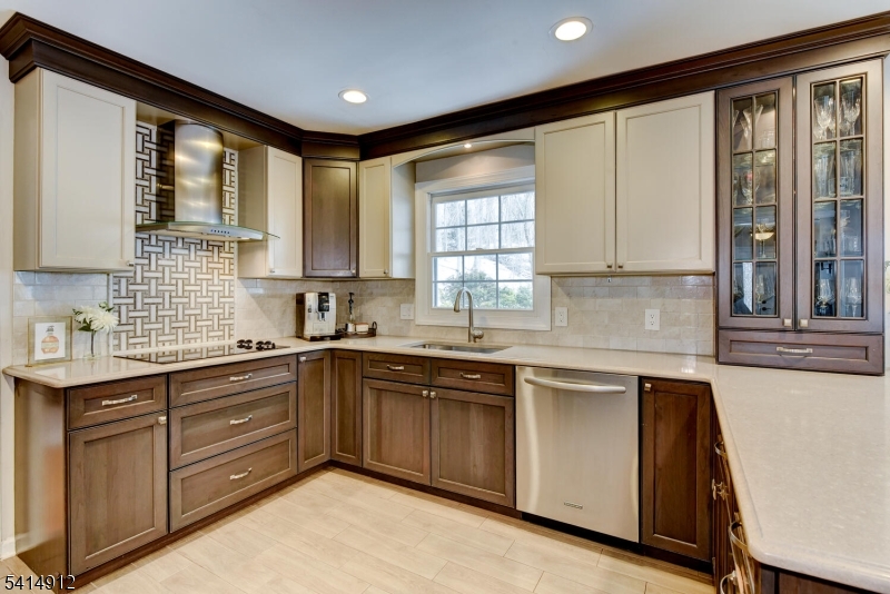 76 East Lake Road Kinnelon, NJ 07405 - Photo 12 of 44