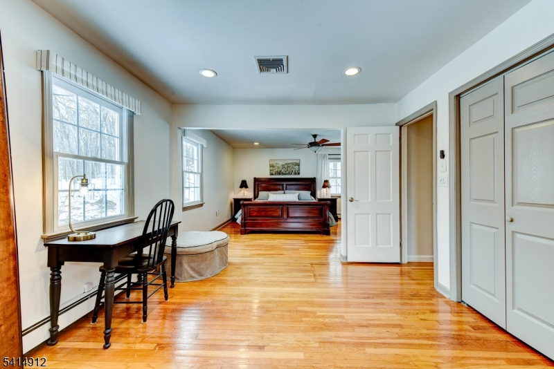 76 East Lake Road Kinnelon, NJ 07405 - Photo 23 of 44