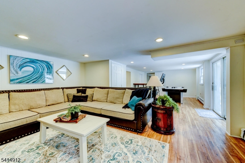 76 East Lake Road Kinnelon, NJ 07405 - Photo 37 of 44