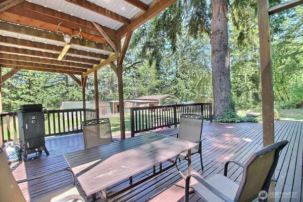 $525,000 | 36204 108th Ave Court East, Eatonville, WA 98328