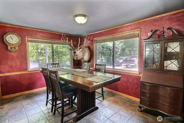 $525,000 | 36204 108th Ave Court East, Eatonville, WA 98328