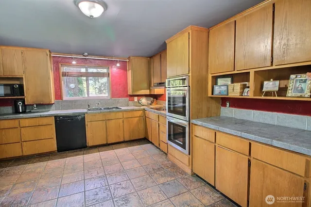 $525,000 | 36204 108th Ave Court East, Eatonville, WA 98328