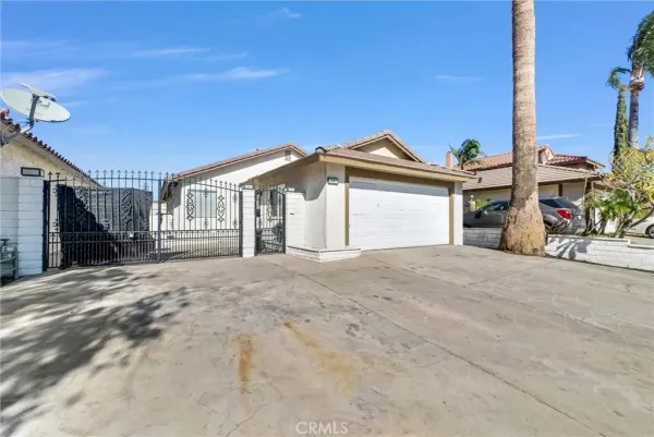 $589,000 | 2092 West Greenbriar Street, Colton, CA 92324