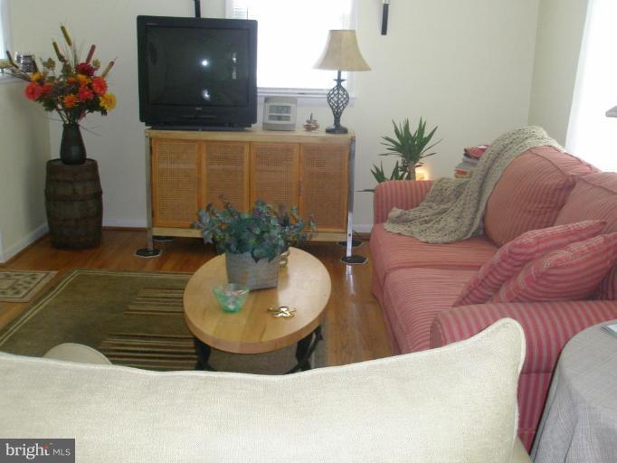 10539 Old Annapolis Road Frederick, MD 21701 - Photo 8 of 18 Living Room #2