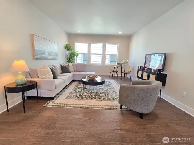 $2,498,900 | 13809 Southeast 85th Street, Newcastle, WA 98059