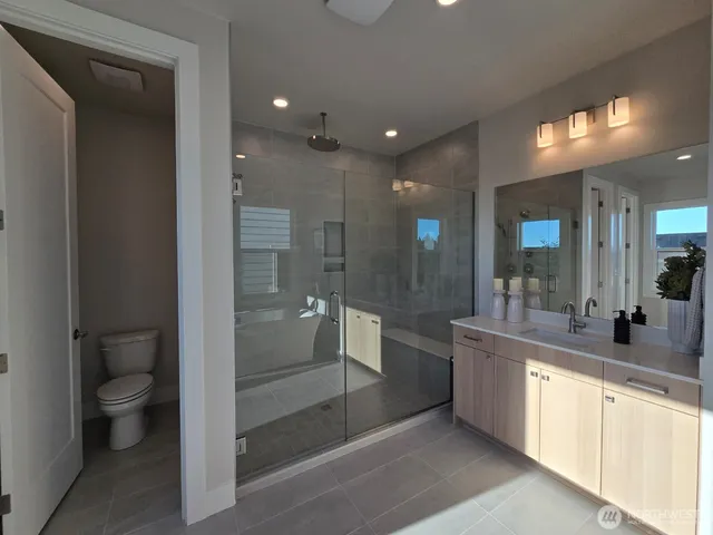 $2,498,900 | 13809 Southeast 85th Street, Newcastle, WA 98059