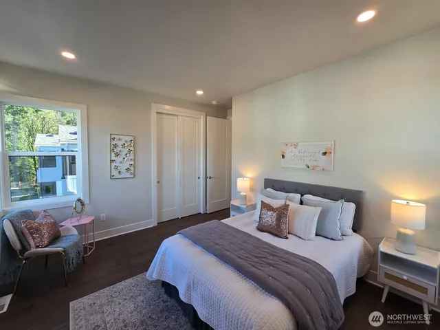 $2,498,900 | 13809 Southeast 85th Street, Newcastle, WA 98059