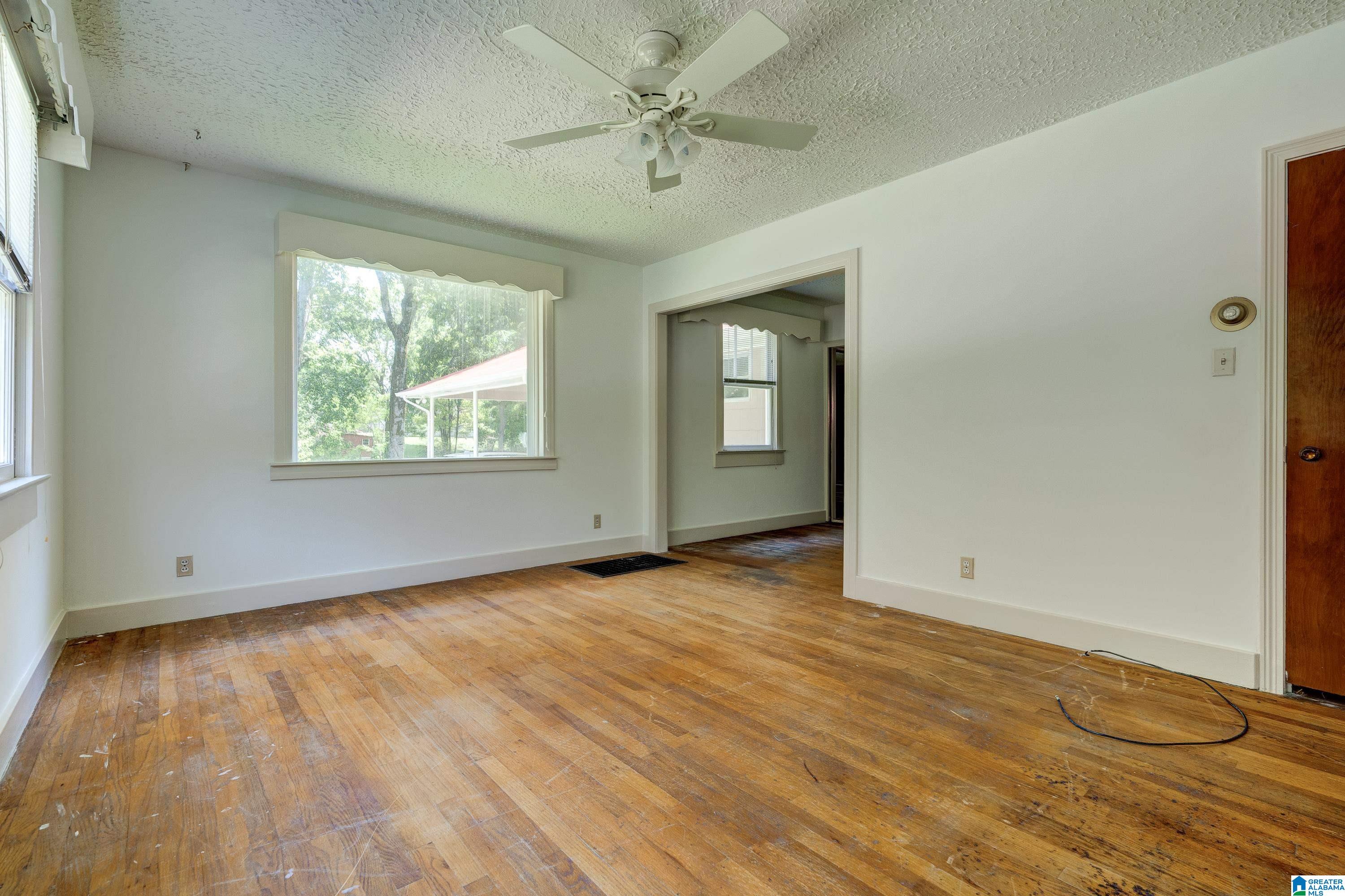 1500 Eloise Street Southwest Leeds, AL 35094 - Photo 7 of 33