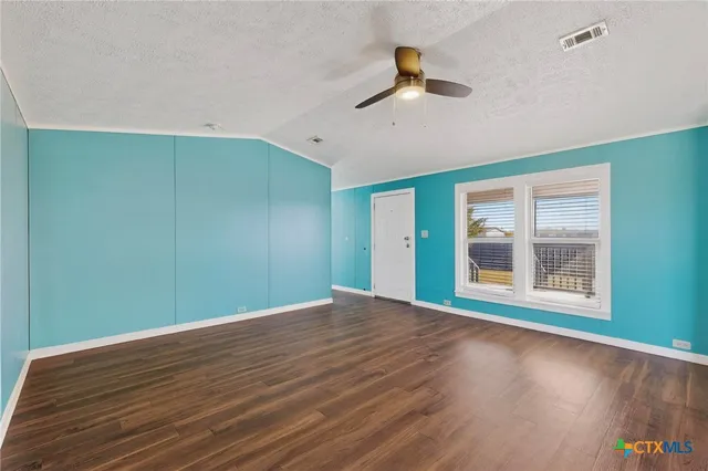 $250,000 | 195 Gato Road, Cedar Creek, TX 78612