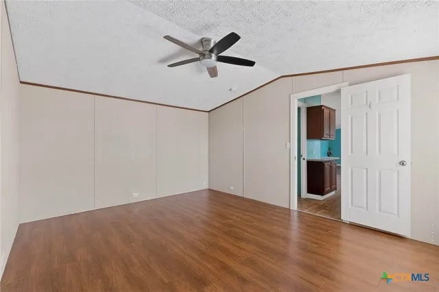 $250,000 | 195 Gato Road, Cedar Creek, TX 78612