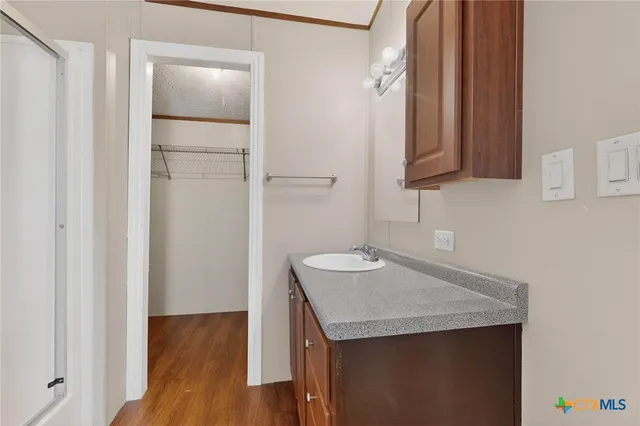 $250,000 | 195 Gato Road, Cedar Creek, TX 78612